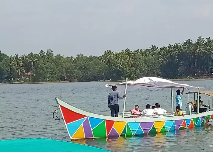Casa Ardilla, Homestay And Boating In Honnavar